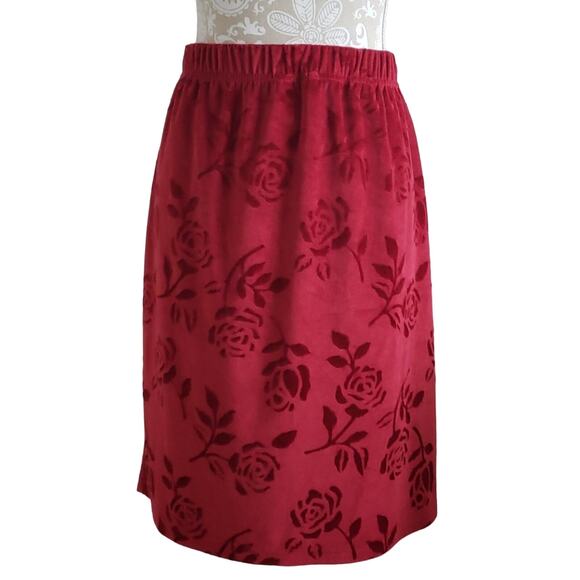 Lane Bryant Dresses & Skirts - Lane Bryant Red Velvet Roses Skirt 18/20